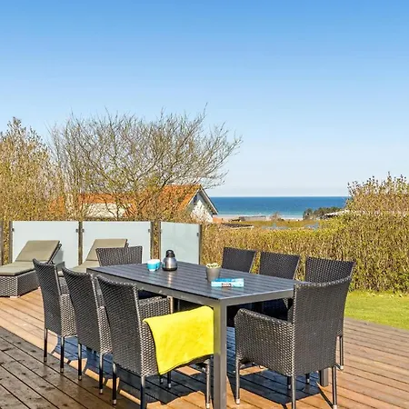 Three-bedroom In * Glesborg